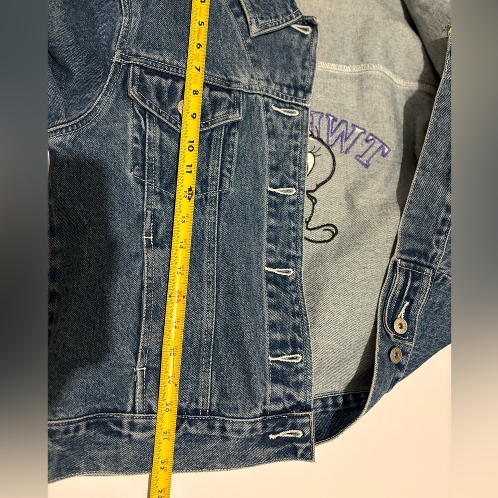 Vintage Looney Tunes Tweety Bird Denim Jacket size medium - Picture 9 of 9